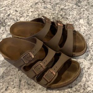 Birkenstock’s - youth